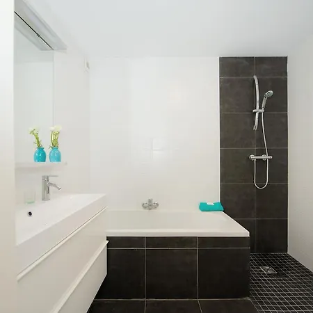 Raamhof Citycenter/highcomfort/light Apartment *